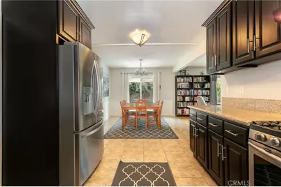 21000 Elkwood, Canoga Park, CA 91304 - Photo 7
