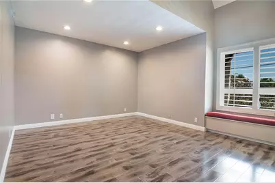 5401 Zelzah #115, Encino, CA 91316 - Photo 19