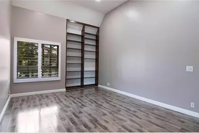 5401 Zelzah #115, Encino, CA 91316 - Photo 15