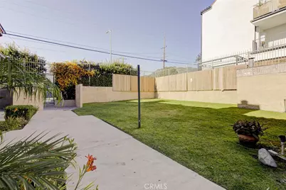 10260 Plainview Avenue #22, Tujunga, CA 91042 - Photo 45