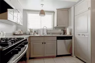 10260 Plainview Ave, Tujunga, CA 91042 - Photo 23