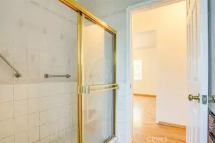 14260 Kittridge St, Van Nuys, CA 91405 - Photo 17