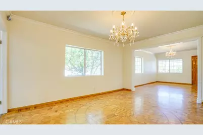14260 Kittridge Street, Van Nuys, CA 91405 - Photo 5