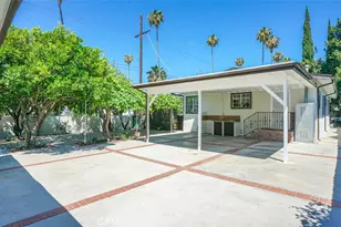 14260 Kittridge St, Van Nuys, CA 91405 - Photo 23