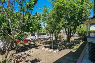 14260 Kittridge St, Van Nuys, CA 91405 - Photo 31