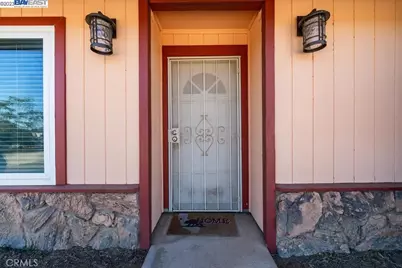 21019 Rambling, Apple Valley, CA 92308 - Photo 3
