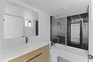 4511 Rosewood Ave, Los Angeles, CA 90004 - Photo 25