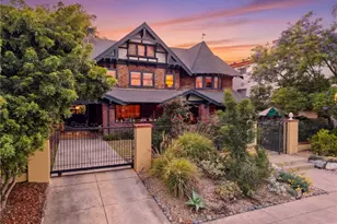 1415 S Manhattan Pl, Los Angeles, CA 90019 - Photo 1