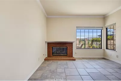 334 Country Club #C, Simi Valley, CA 93065 - Photo 9
