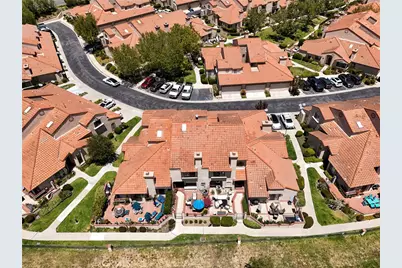 334 Country Club #C, Simi Valley, CA 93065 - Photo 39