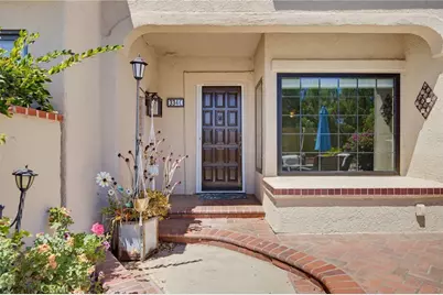 334 Country Club #C, Simi Valley, CA 93065 - Photo 33