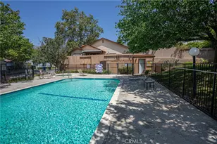 13982 Olive Grove Ln, Sylmar, CA 91342 - Photo 29
