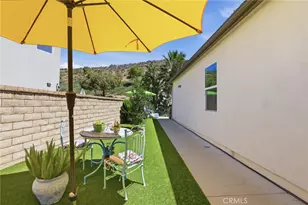 20317 Julia Ln, Saugus, CA 91350 - Photo 31