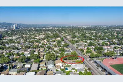 240 N Keystone, Burbank, CA 91506 - Photo 37