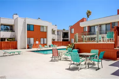 7211 Cozycroft #16, Winnetka, CA 91306 - Photo 25