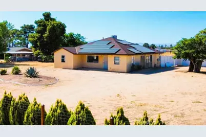 1641 W Avenue L4, Lancaster, CA 93534 - Photo 1
