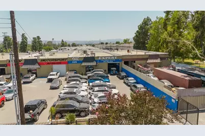 21418 Parthenia Street, Canoga Park, CA 91304 - Photo 11