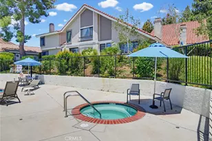 6818 Poppyview Dr, Oak Park, CA 91377 - Photo 7