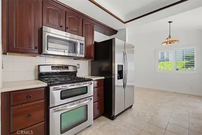 6818 Poppyview Drive, Oak Park, CA 91377 - Photo 19