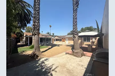 13638 Hartland, Van Nuys, CA 91405 - Photo 5