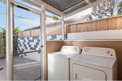 117 N Whitnall Highway, Burbank, CA 91505 - Photo 25