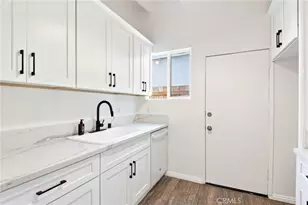 117 N Whitnall Hwy, Burbank, CA 91505 - Photo 7