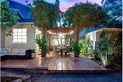 640 S Parish Place, Burbank, CA 91506 - Photo 23