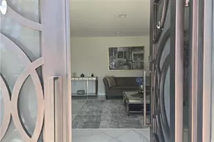 6429 Camellia Ave, North Hollywood, CA 91606 - Photo 3
