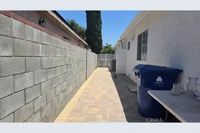 6429 Camellia, North Hollywood, CA 91606 - Photo 33