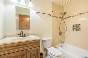 601 E Orange Grove, Burbank, CA 91501 - Photo 15