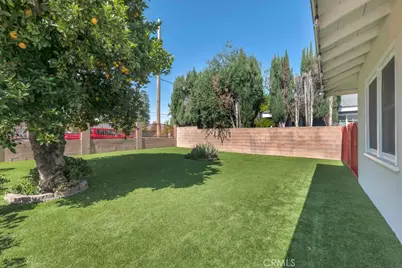 16040 Parthenia, North Hills, CA 91343 - Photo 5
