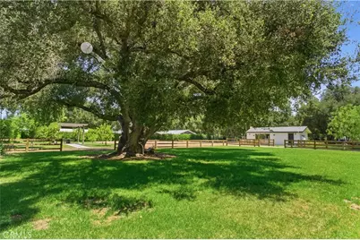 27821 Sand Canyon Road, Canyon Country, CA 91387 - Photo 25