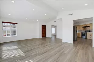 115 Poinsettia Gardens Dr, Ventura, CA 93004 - Photo 11