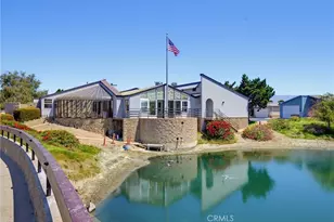 115 Poinsettia Gardens Dr, Ventura, CA 93004 - Photo 37