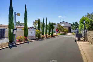 115 Poinsettia Gardens Dr, Ventura, CA 93004 - Photo 43