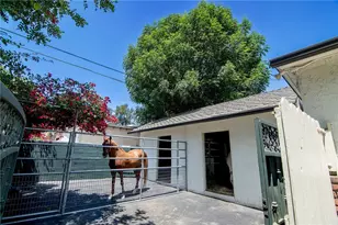 1505 W Parkside Ave, Burbank, CA 91506 - Photo 41