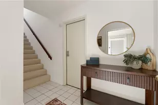 22133 Burbank Blvd, Woodland Hills, CA 91367 - Photo 3