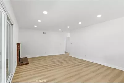 11251 Dronfield, Pacoima, CA 91331 - Photo 19