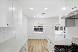 11251 Dronfield, Pacoima, CA 91331 - Photo 11