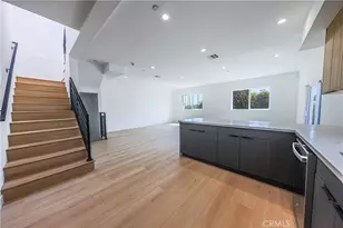 2010 S Dunsmuir, Los Angeles, CA 90016 - Photo 57