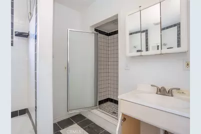 4463 Bellflower Avenue, West Toluca Lake, CA 91602 - Photo 13