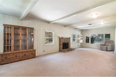 700 S Mariposa Street, Burbank, CA 91506 - Photo 7