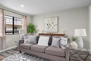 635 E Elmwood Ave, Burbank, CA 91501 - Photo 11
