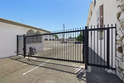 11128 Whittier Boulevard, Whittier, CA 90606 - Photo 5