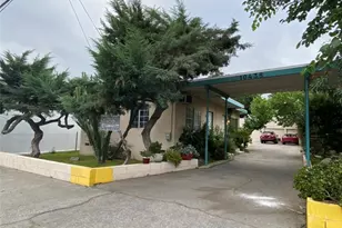 10438 Scoville Ave, Sunland, CA 91040 - Photo 11