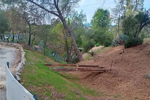 7916 Glenties Ln, Sunland, CA 91040 - Photo 27