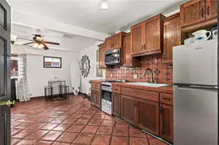 11232 Oxnard St, North Hollywood, CA 91606 - Photo 5