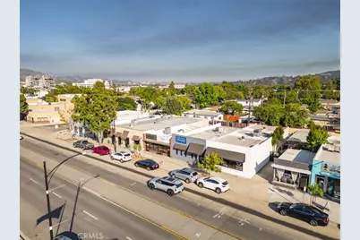 1114 W Magnolia Boulevard, Burbank, CA 91506 - Photo 19