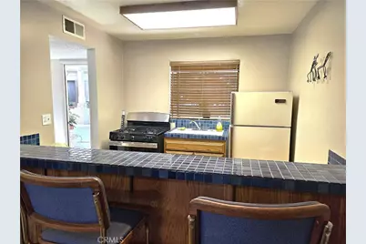 365 W Alameda #207, Burbank, CA 91506 - Photo 35