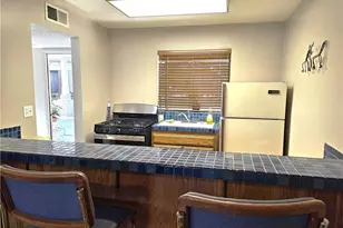 365 W Alameda, Burbank, CA 91506 - Photo 35